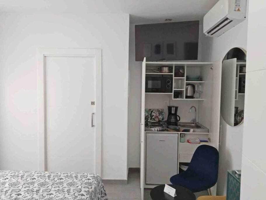 XVIII B Suite Apartamentos Morales & Arnal 龙达 外观 照片